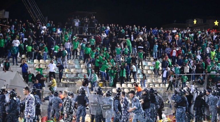 مباراة الأنصار والعهد في الدوري اللبناني أحداث الشغب في مباراة العهد والأنصار