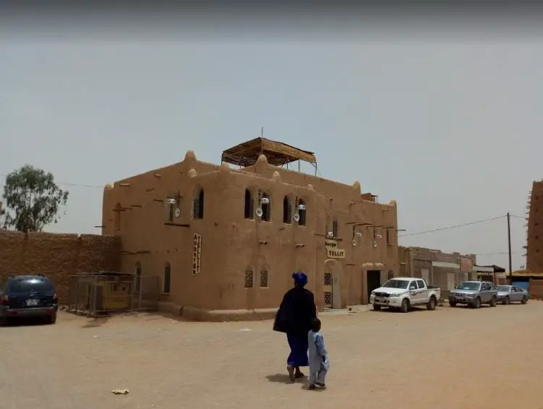 أيورو أحد أفضل المدن السياحية في النيجر 5 من أفضل المدن السياحية في النيجر في أجواء نابضة للحياة