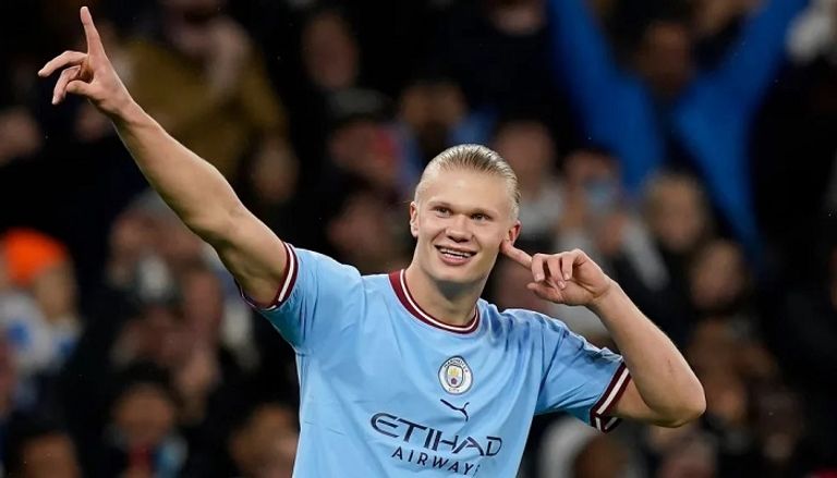 إيرلينج هالاند نجم مانشستر سيتي محمد صلاح نجم ليفربول وهالاند نجم مانشستر سيتي