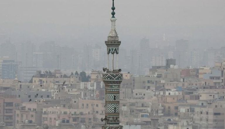 منظر عام لمئذنة مسجد في القاهرة - رويترز