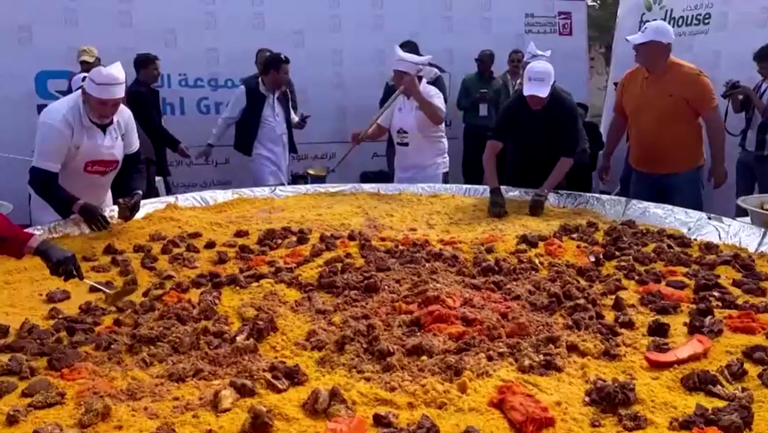 الكُسكُسي يعتبر من الوجبات الأساسية في ليبيا