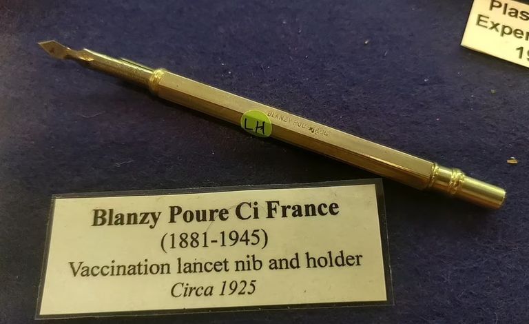 متحف الأقلام متحف البريد