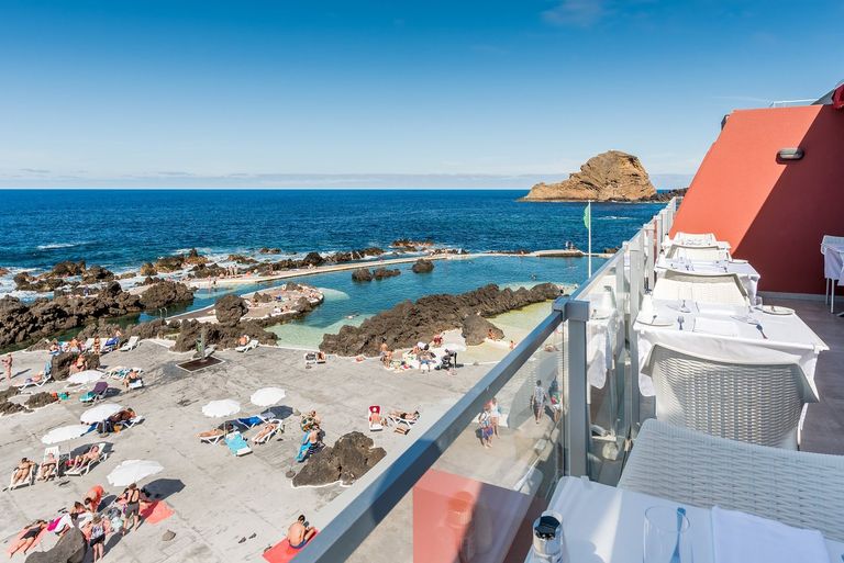 فندق أكوا نيتشر باي أحد أفضل الفنادق في جزر ماديرا السياحة في جزر ماديرا.. 5 مفاجآت بقلب لؤلؤة المحيط الأطلسي