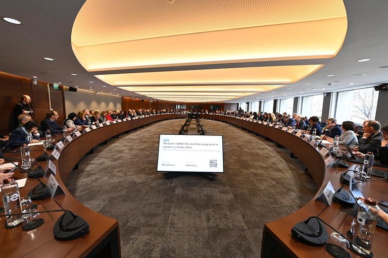 وكالة الطاقة الدولية تستضيف الدكتور سلطان الجابر وكالة الطاقة الدولية تستضيف الدكتور سلطان الجابر - وام