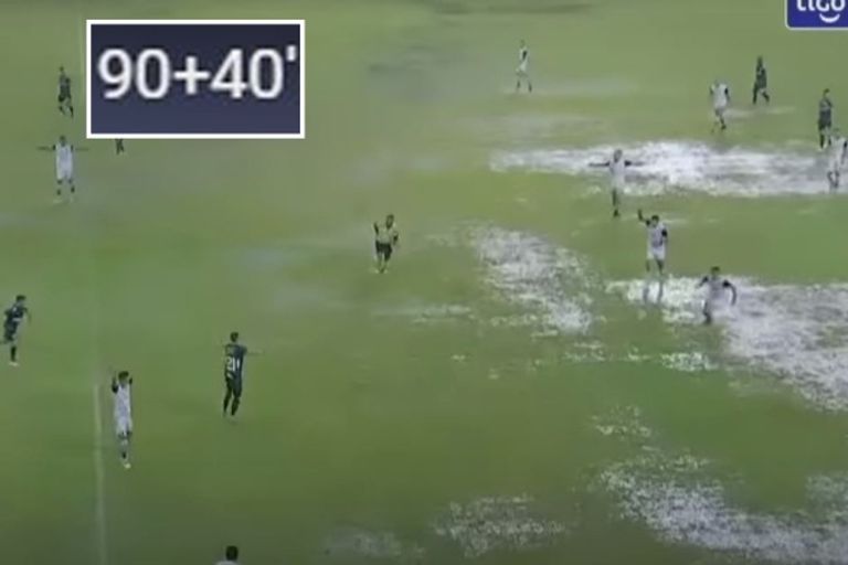 مباراة في الدوري البوليفي مباراة في الدوري البوليفي