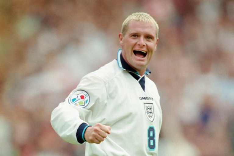 بول جاسكوين سيسك فابريجاس وجيانلويجي بوفون