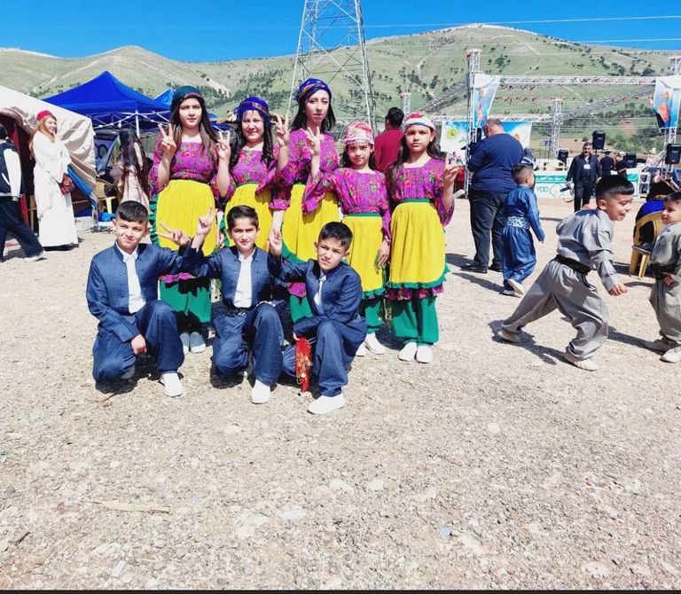 عراقيات من القومية الكردية خلال الاحتفال بعيد النوروز