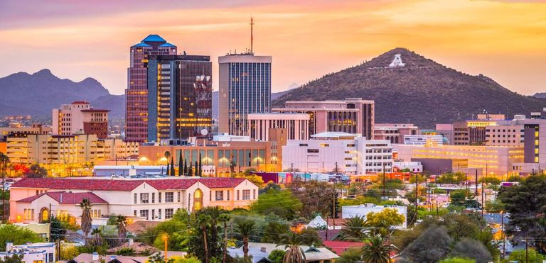 "توسان" مدينة