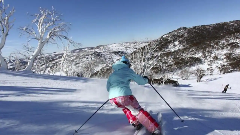  الجبال الثلجية أحد أماكن السياحة في نيو ساوث ويلز