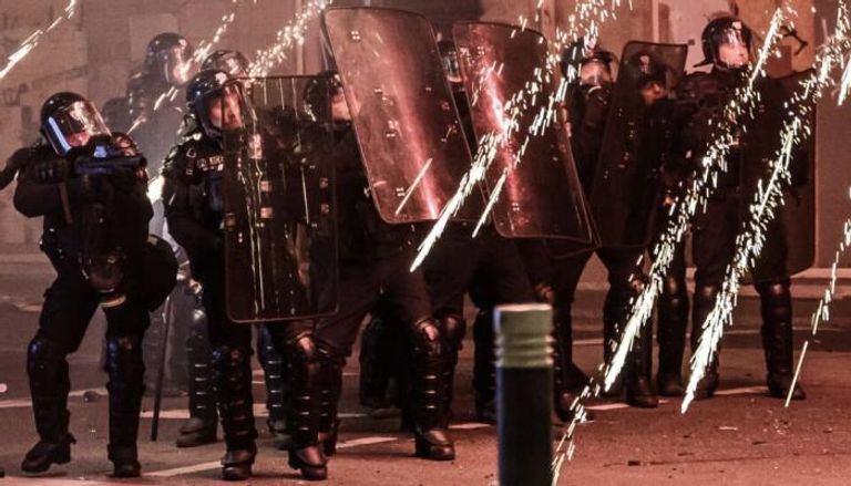 مواجهات بين محتجين والشرطة في نانت الفرنسية