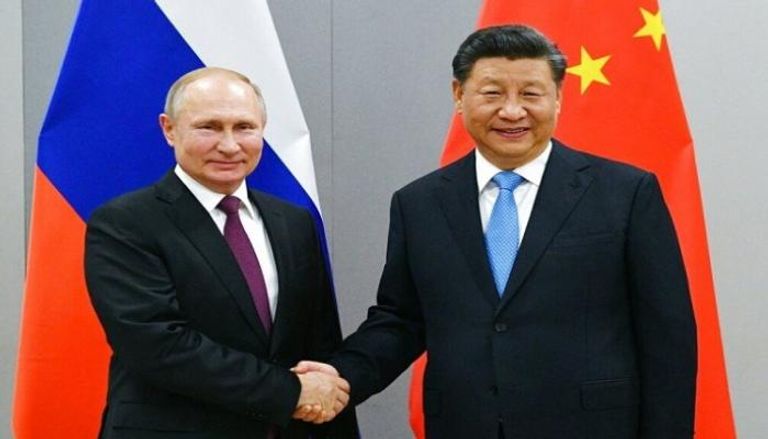 الرئيسان الروسي فلاديمير بوتين والصيني شي جين بينغ 