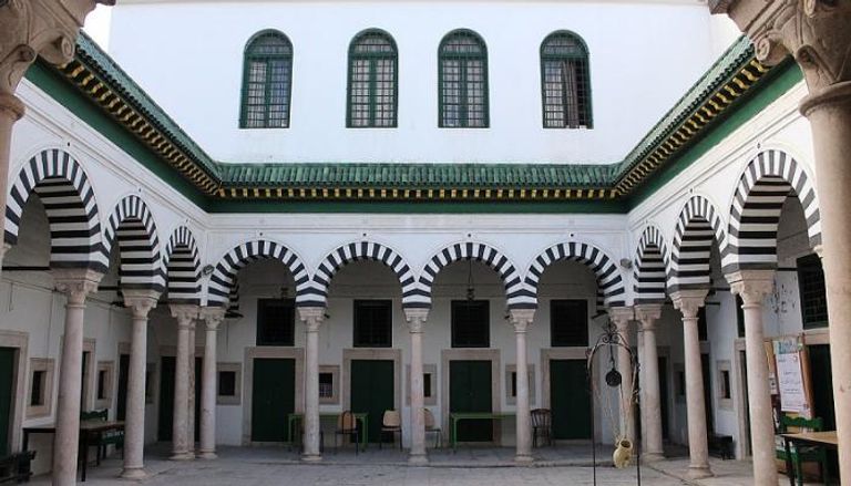 المدرسة السليمانية في المدينة العتيقة وسط العاصمة التونسية
