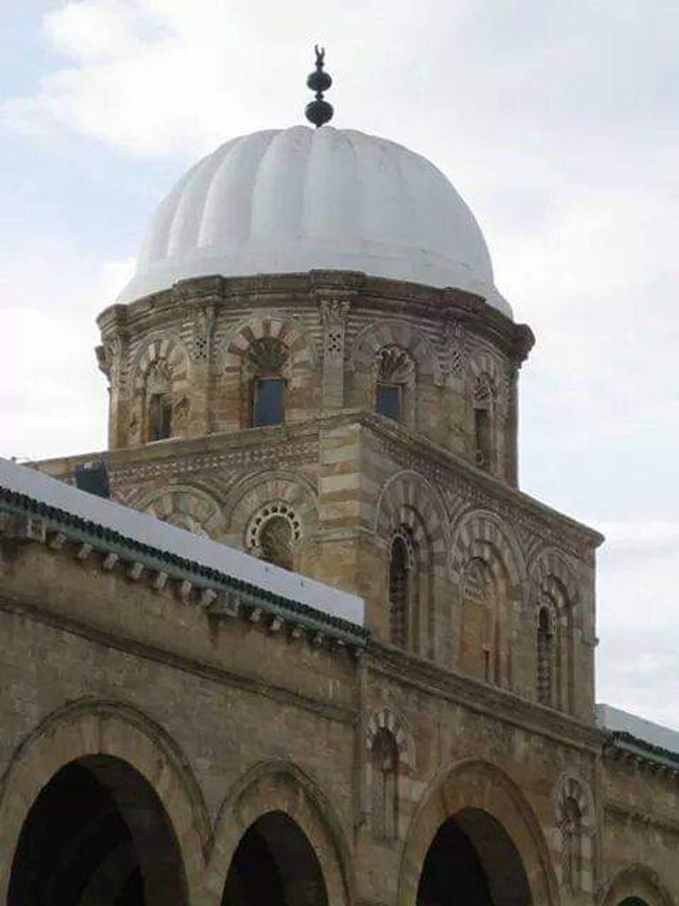 صحن جامع الزيتونة المعمور