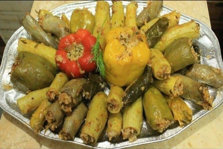 طبق محشي مشكل - أرشيفية