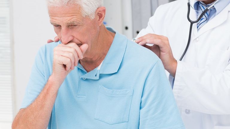 سيدة مصابة بمرض السل - أرشيفية