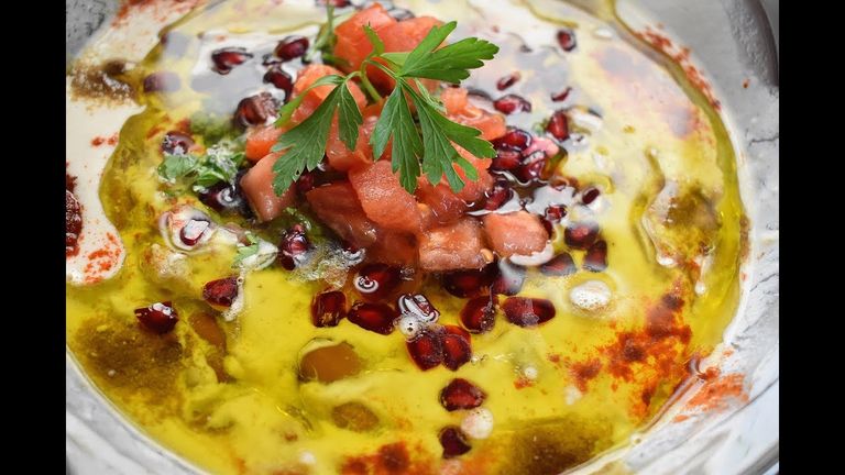 طبق فول باللبن على الطريقة السورية