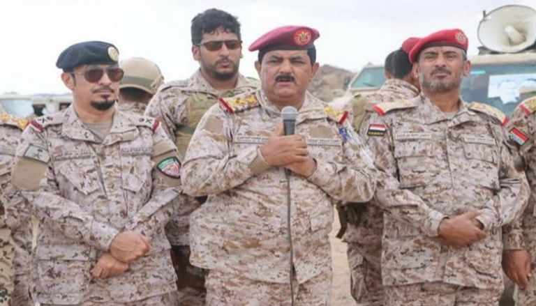 الفريق الركن محسن الداعري وزير الدفاع اليمني- أرشيفية