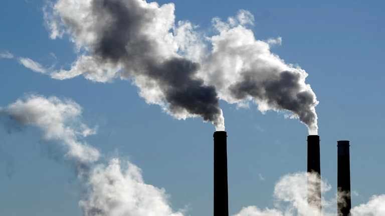 تأثيرات تغير المناخ على قطاعات مختلفة مادة ثرية للحوار حول أخطارها