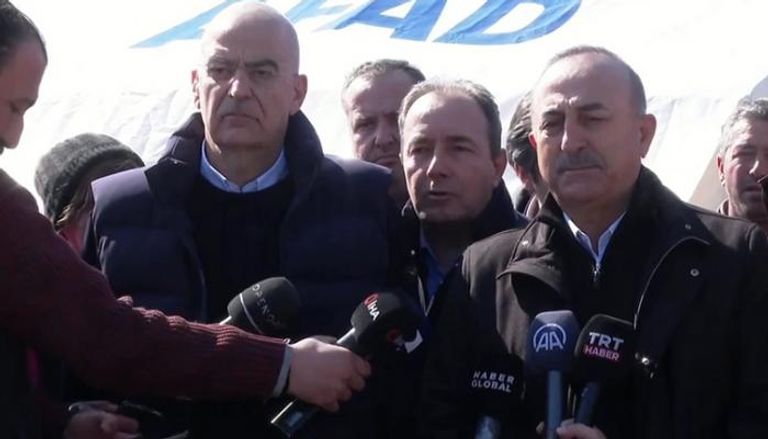 وزيرا خارجية تركيا واليونان في مؤتمر صحفي