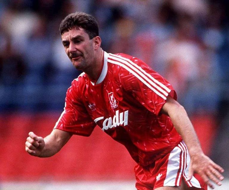 جون ألدريج محمد صلاح مهاجم ليفربول