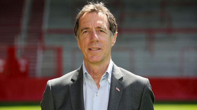 هيلموت شولتي يوليان ناغلسمان