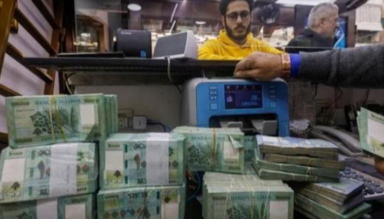 سعر الدولار في لبنان 30 مارس 2023- أرشيفية 