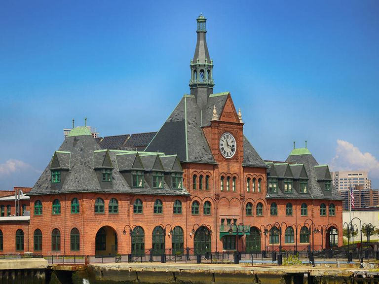 محطة "جيرسي" محطة "كانفرانك"