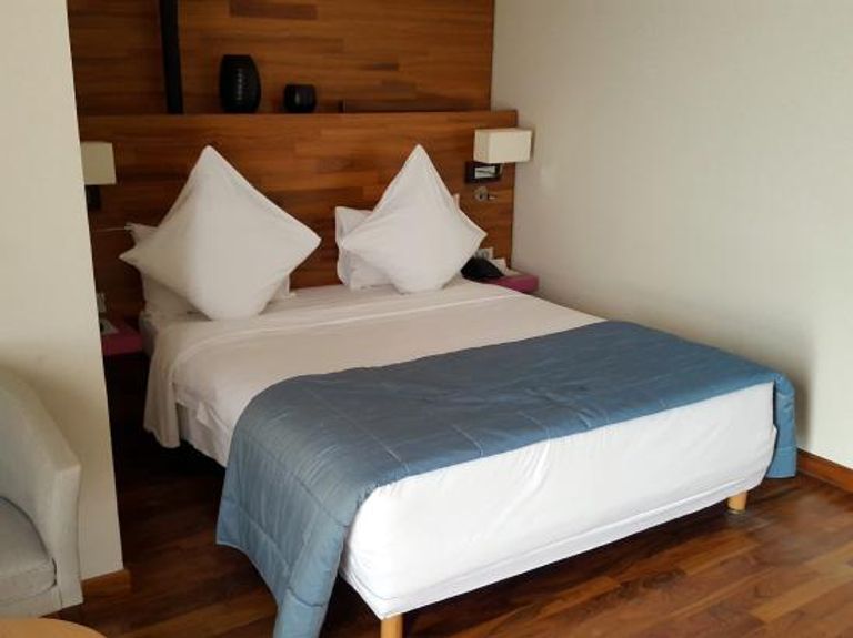 فندق فيرونيك كريستين أحد أفضل الفنادق في الجابون السياحة في الغابون.. 5 مواقع خلابة لعشاق الطبيعة