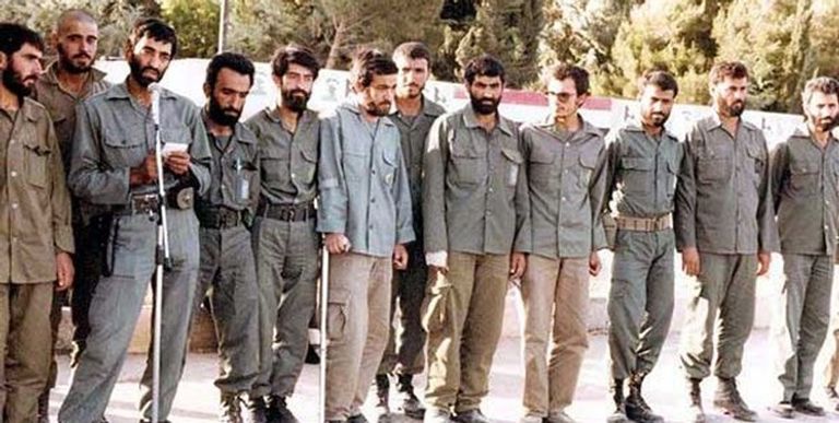 اللواء حسين سلامي يبلغ عائلة قائد الحرس الثوري المختطف بمقتله