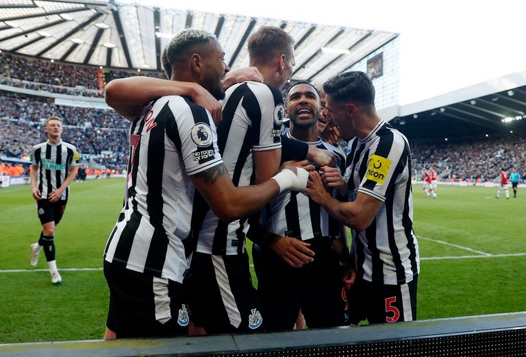 من فوز نيوكاسل على يونايتد من فوز نيوكاسل على مانشستر يونايتد