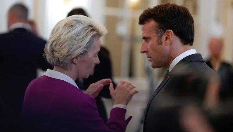 ماكرون وأورسولا دير فون لاين ماكرون وأورسولا فون دير لاين