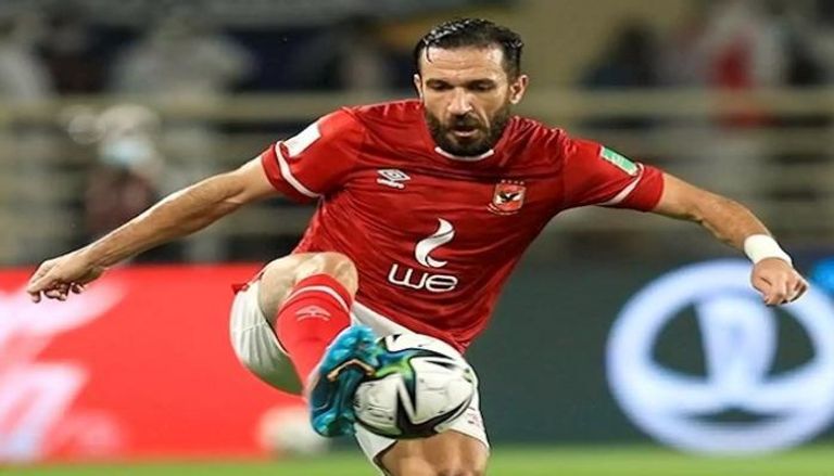 علي معلول فريق الأهلي - الدوري المصري