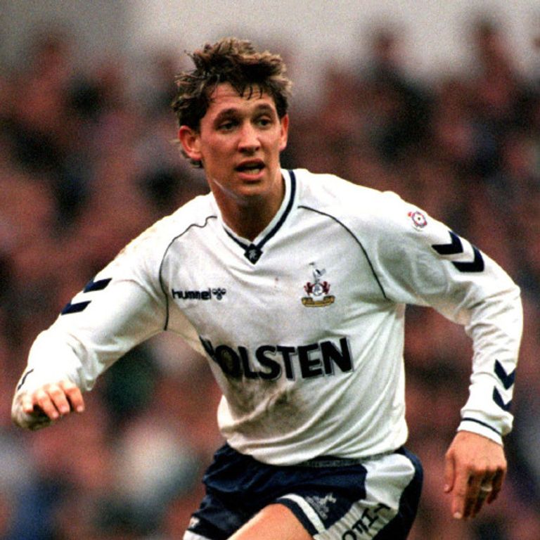 غاري لينكر بقميص إيفرتون