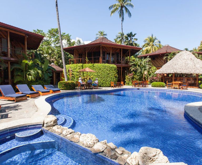 منتجع شاطئ تامبور تروبيكال أحد أفضل المنتجعات في كوستاريكا لمحبي الاستجمام وسط الطبيعة.. إليك أفضل المنتجعات في كوستاريكا