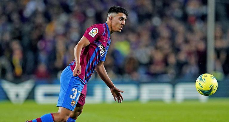 إلياس أخوماش  شادي رياض، مدافع برشلونة