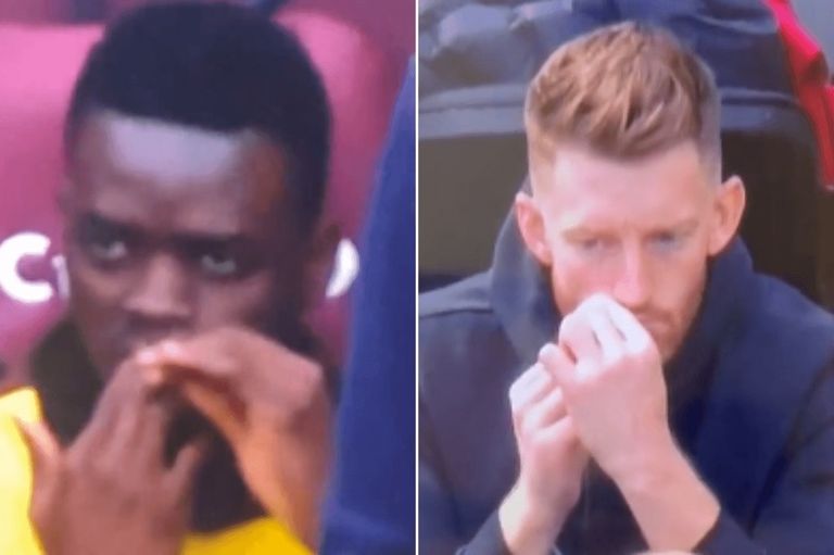 تناول Snus في البريميرليغ جايمي فاردي مع منتج النيكوتين