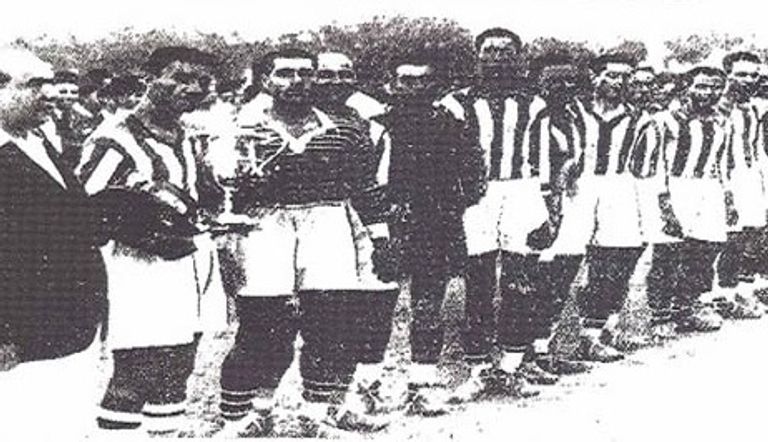 فريق الأولمبي في الثلاثينيات الأهلي وبيراميدز - صورة أرشيفية