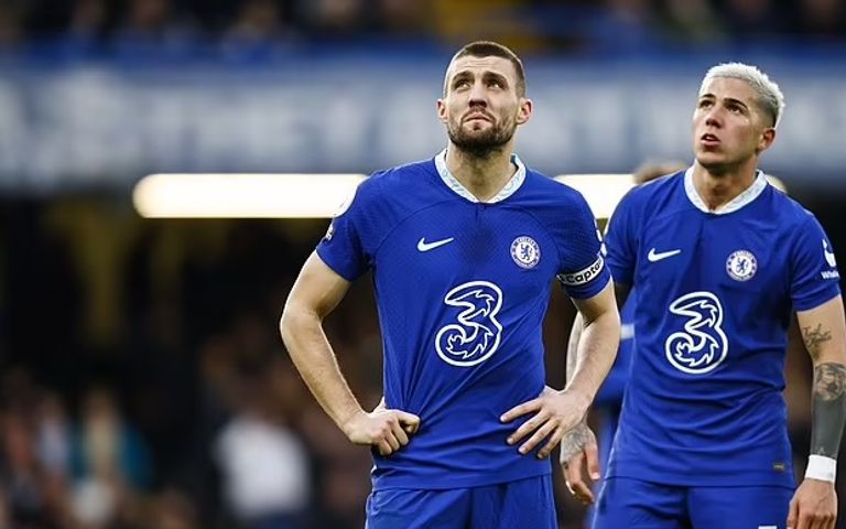 تشيلسي الأكثر إنفاقاً بلا مردود