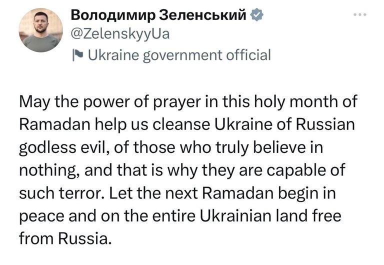 فولوديمير زيلينسكي خلال مأدبة الإفطار