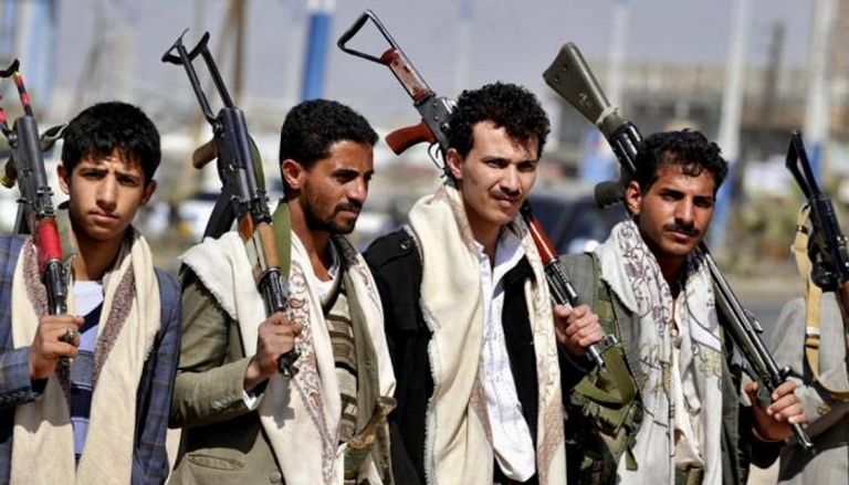 عناص من مليشيات الحوثي الإرهابية - أرشيفية