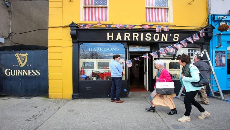 جدارية في إيرلندا احتفاء بزيارة بايدن المرتقبة