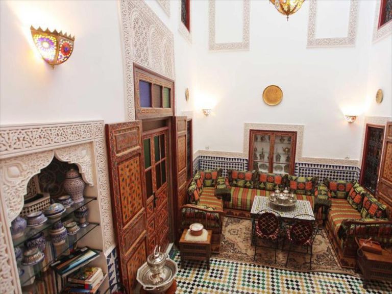 دار ضيافة المدينة أحد أفضل الفنادق في طرابلس لبنان السياحة في طرابلس لبنان
