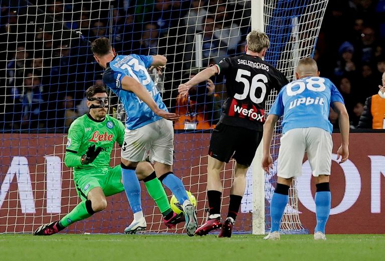 ميلان ونابولي ميلان ونابولي