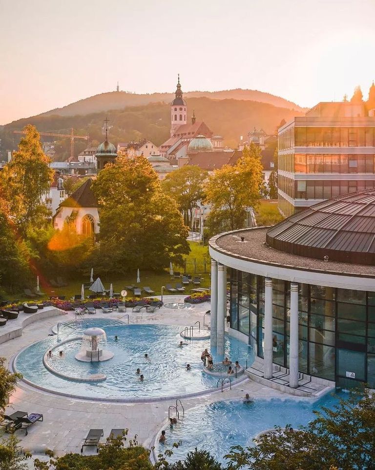 مدن "السبا" في أوروبا مدينة "فانالين"