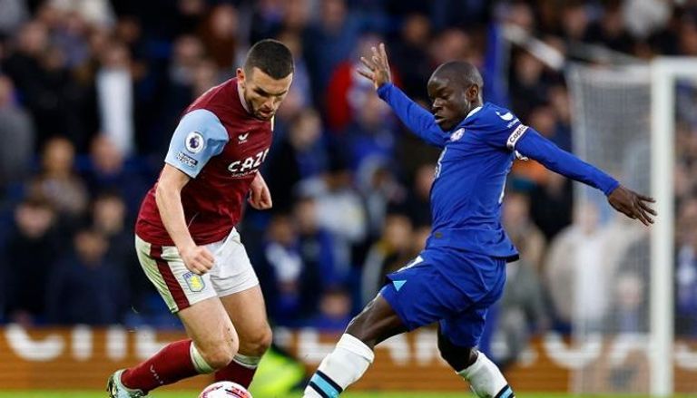 نغولو كانتي لاعب وسط تشيلسي