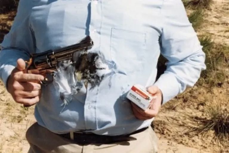 تدريبات عسكرية غريبة حول العالم