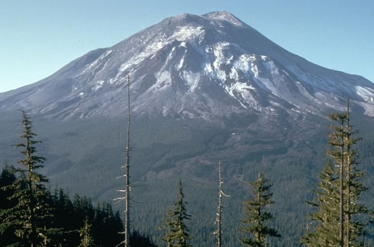 بركان جبل "سان هيلين" بركان