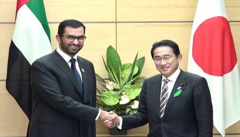 الدكتور سلطان الجابر رفقة رئيس وزراء اليابان 