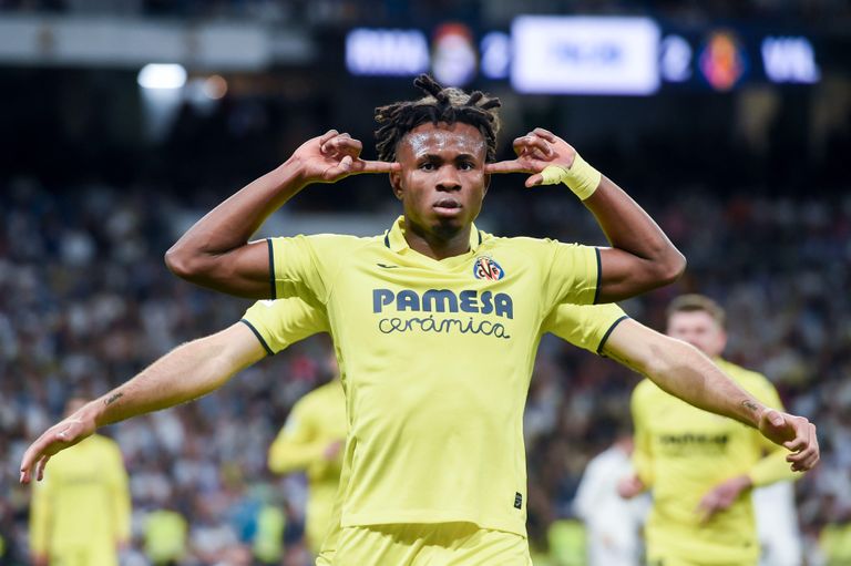 صامويل شوكويزي فيكتور أوسيمين مهاجم نابولي