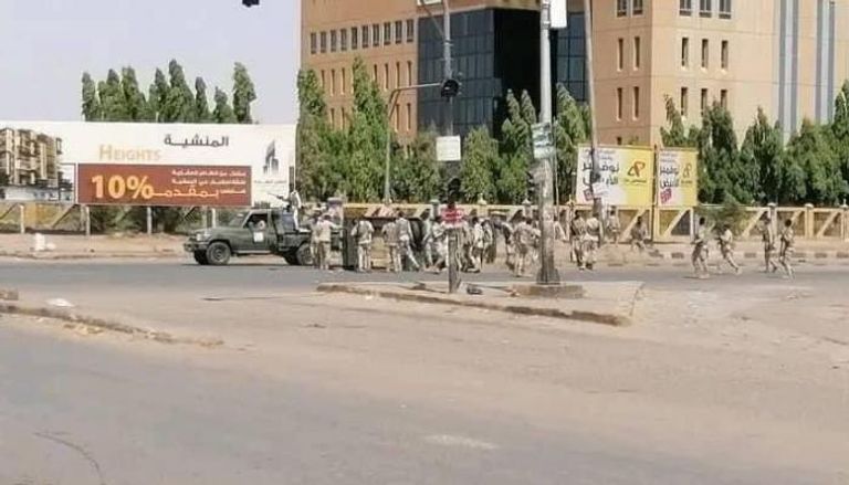 انتشار عسكري في شوارع الخرطوم